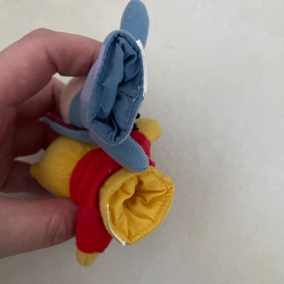 Winnie the Pooh and Eeyore finger puppets - Picture 2 of 4